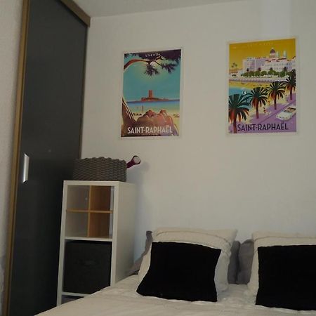 Appartementfrontdemersaintraphaelsantalucia Kültér fotó