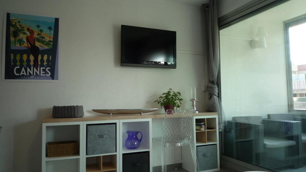 Appartementfrontdemersaintraphaelsantalucia Kültér fotó